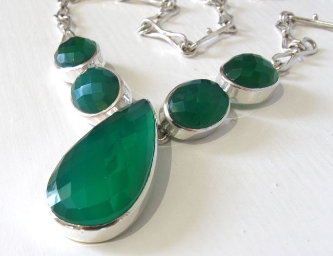 Green Onyx Jewellery - Booth and Booth
